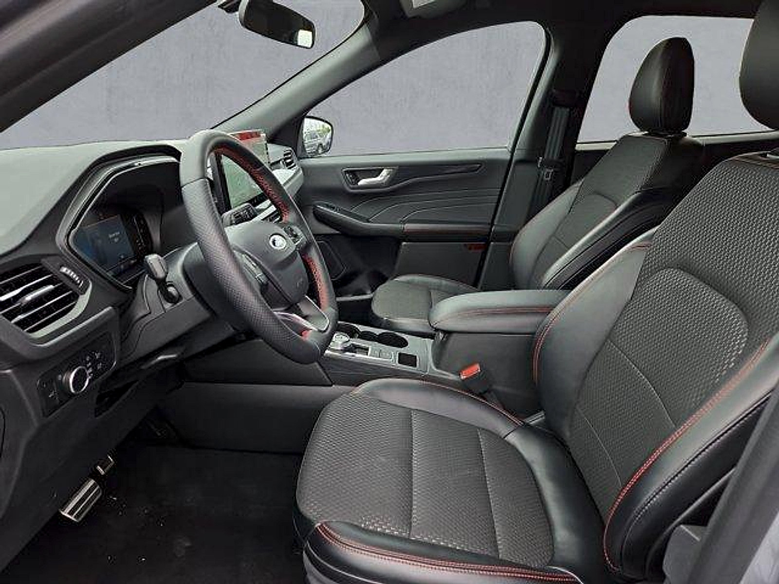 Certified 2024 Ford Escape ST-Line w/ Tech Pack #1 AWD/4WD image 11