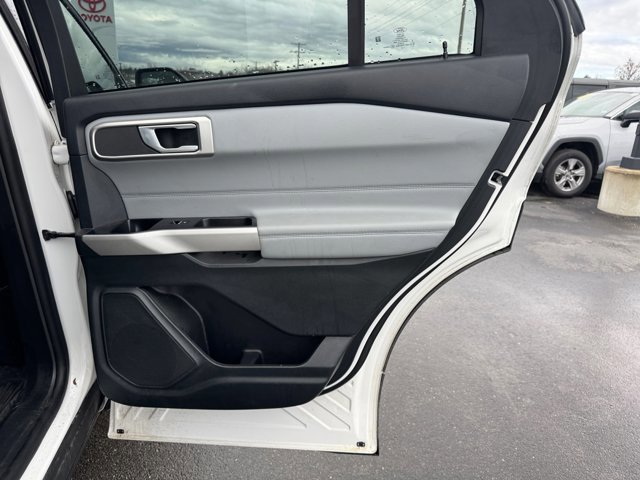 Certified 2023 Ford Explorer XLT w/ Equipment Group 202A image 29