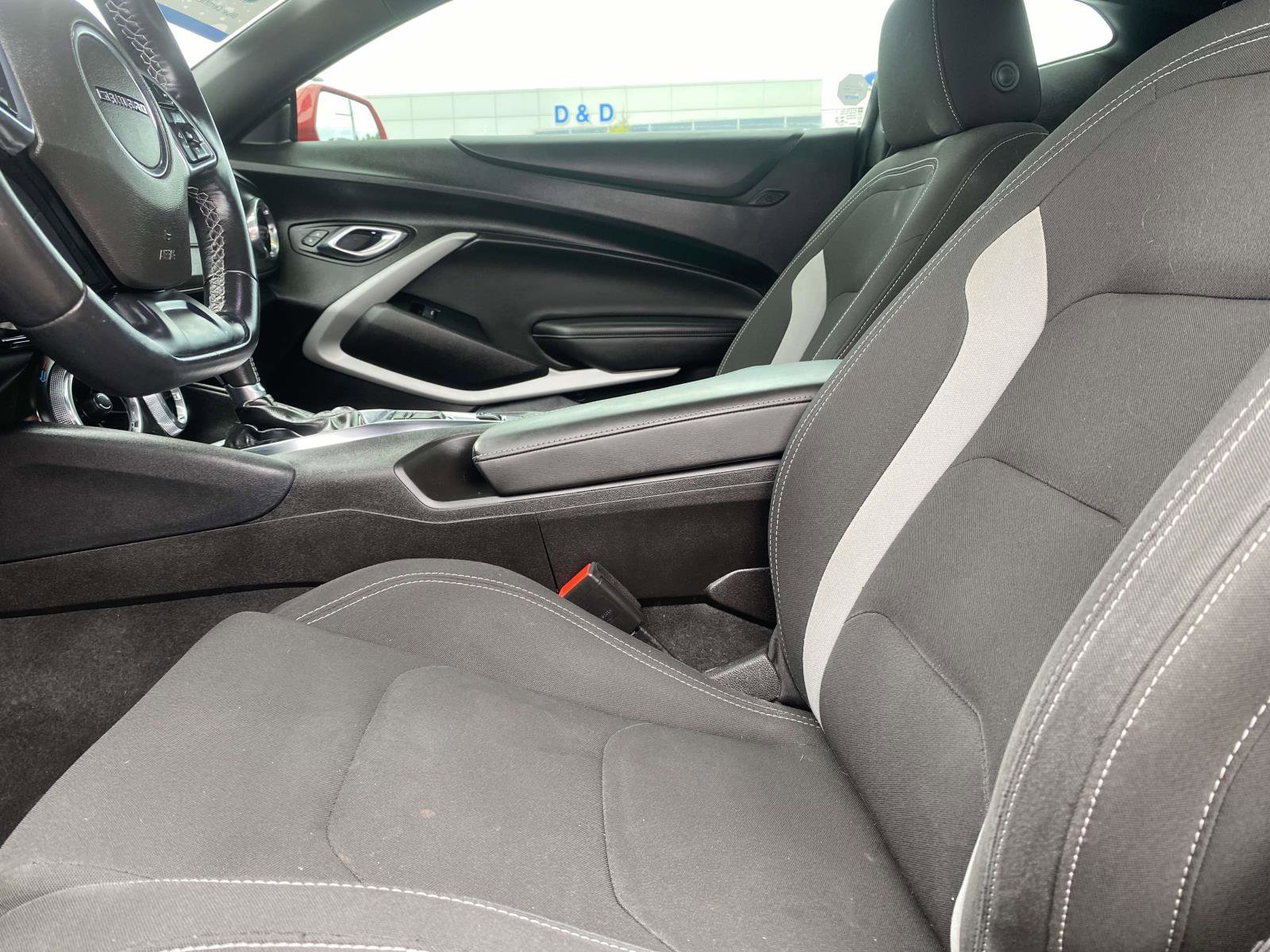 Used 2021 Chevrolet Camaro LS RWD image 13