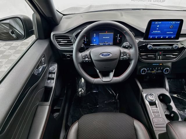 Certified 2025 Ford Escape ST-Line AWD/4WD image 21