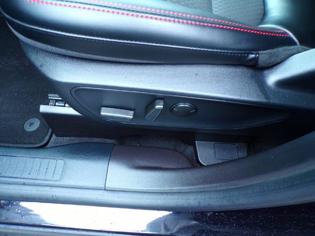 Certified 2024 Ford Escape ST-Line w/ Tech Pack #1 AWD/4WD image 18