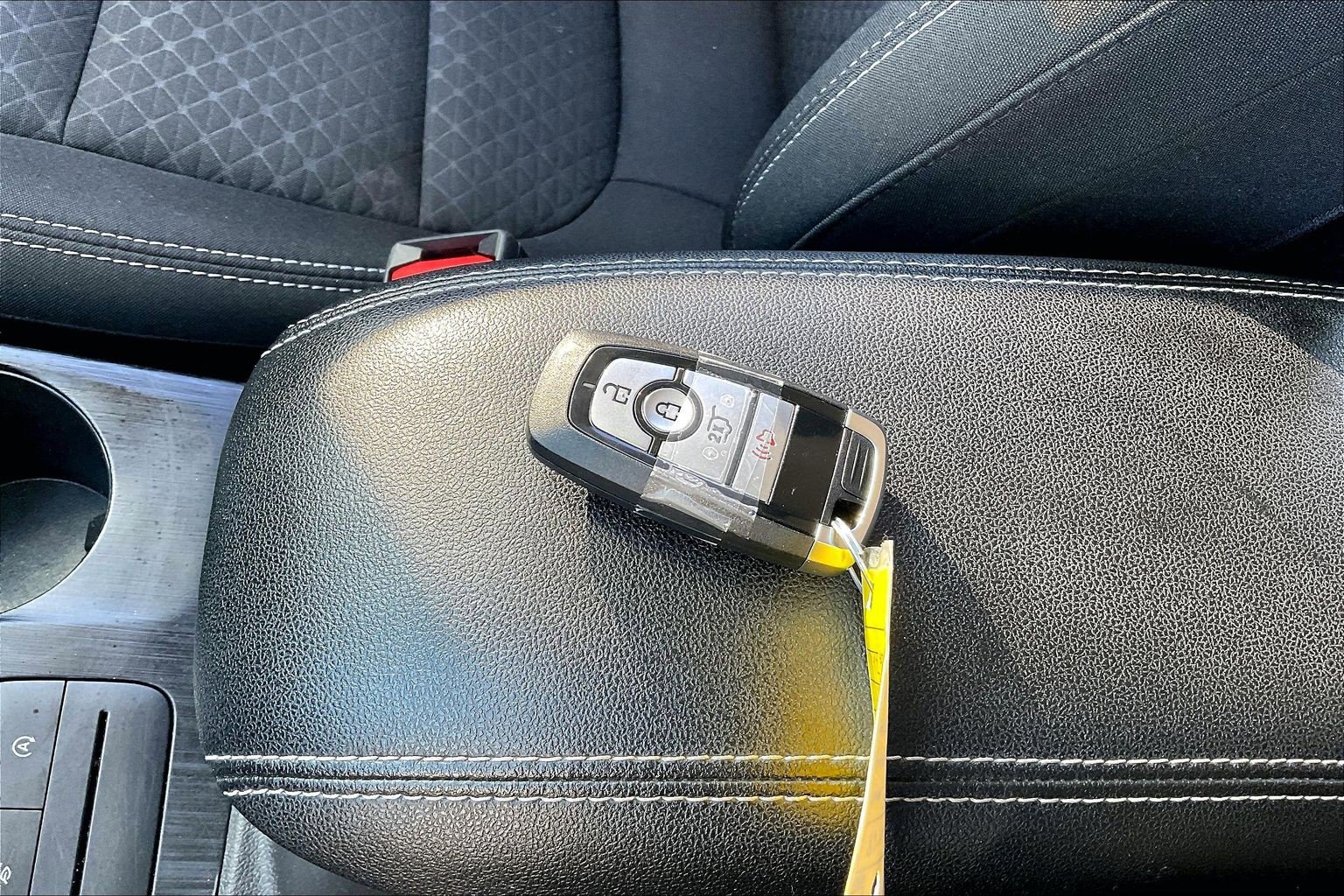 Certified 2024 Ford Escape Active FWD image 9