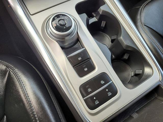 Certified 2022 Ford Explorer XLT w/ Equipment Group 202A image 22