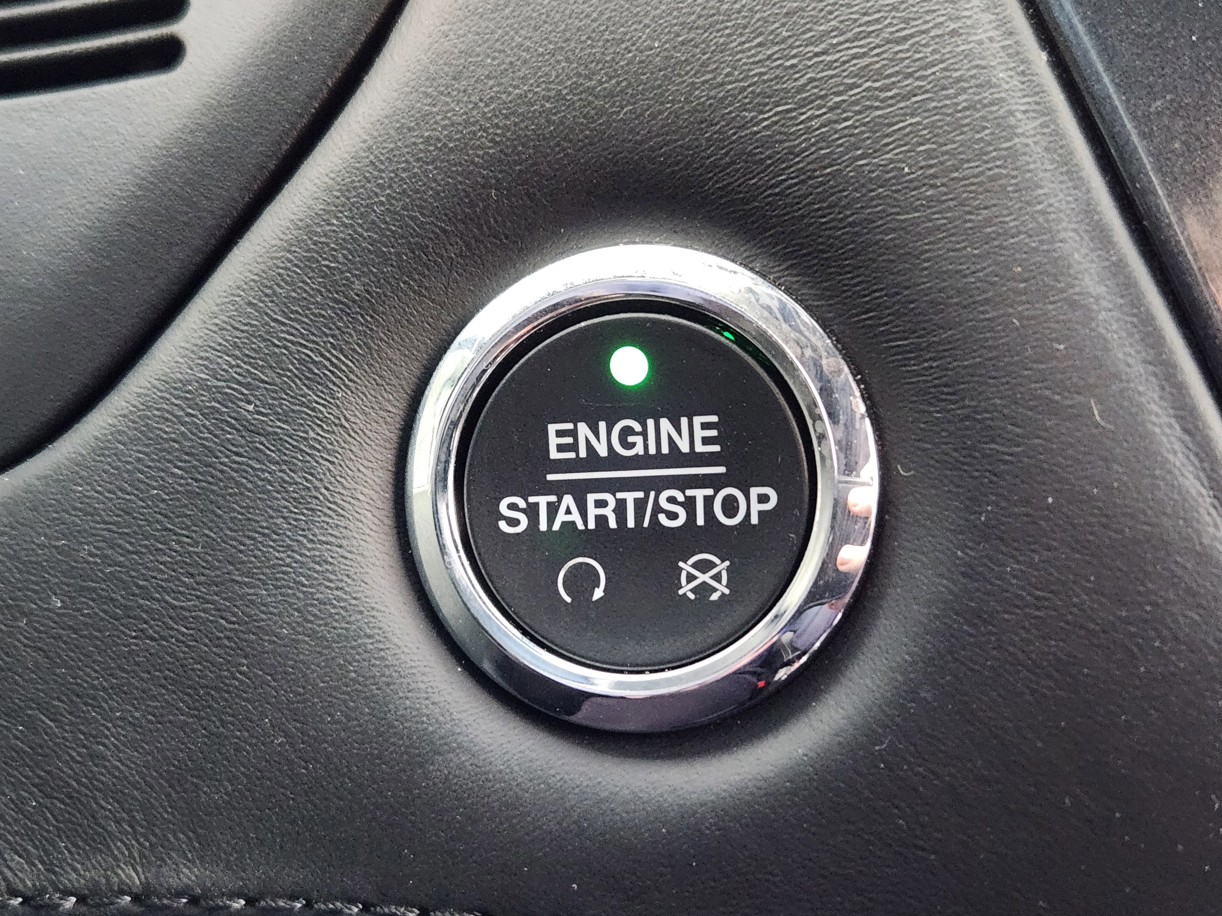 Certified 2018 Ford Explorer Platinum image 26