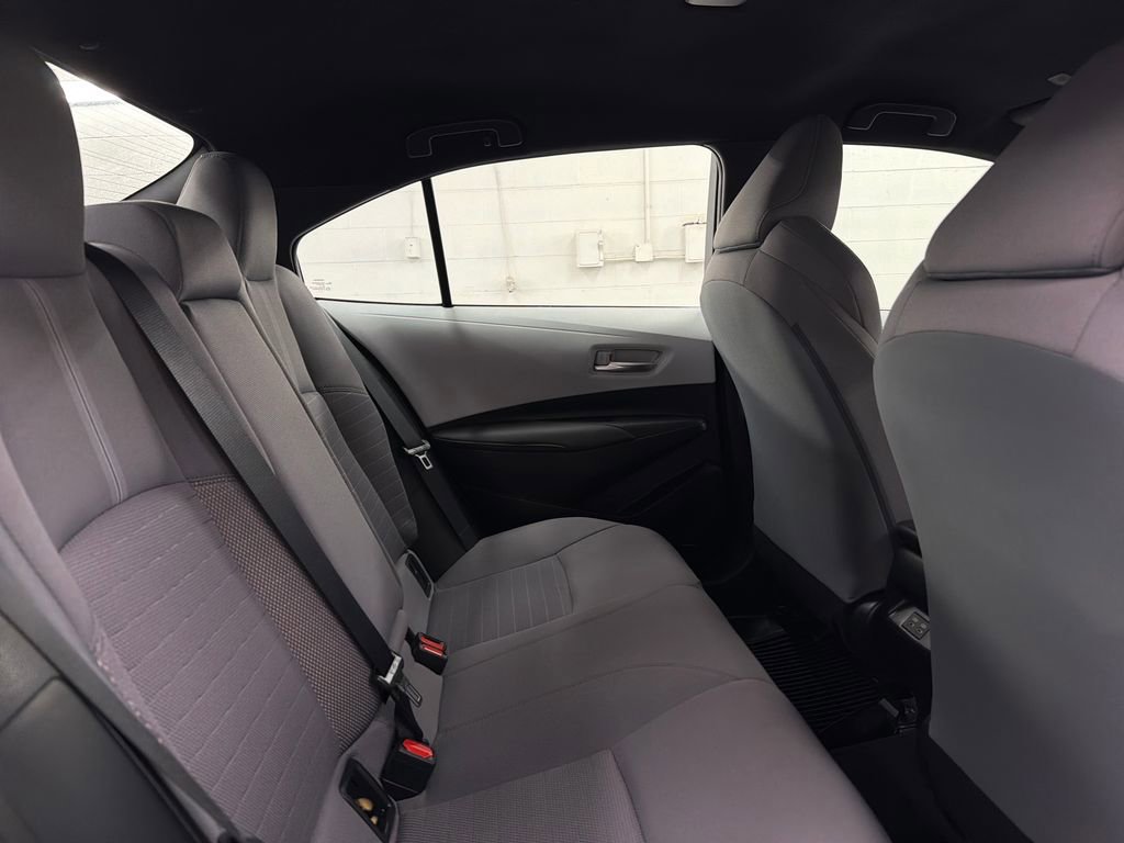 Used 2023 Toyota Corolla SE image 29