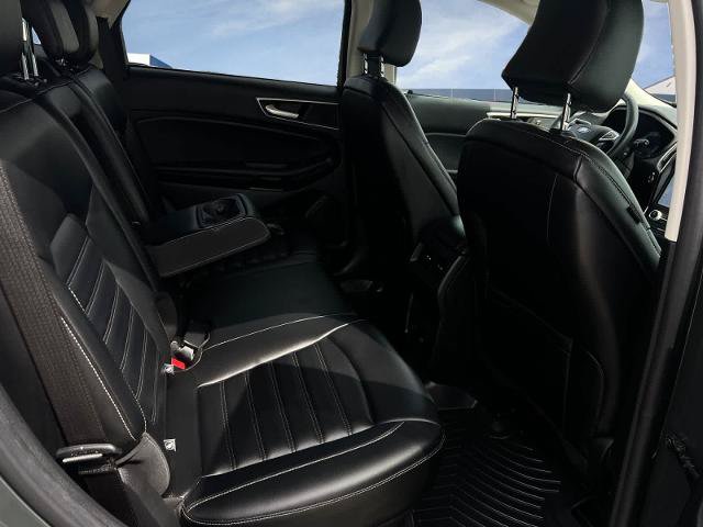Certified 2024 Ford Edge SEL w/ Convenience Package AWD/4WD image 13