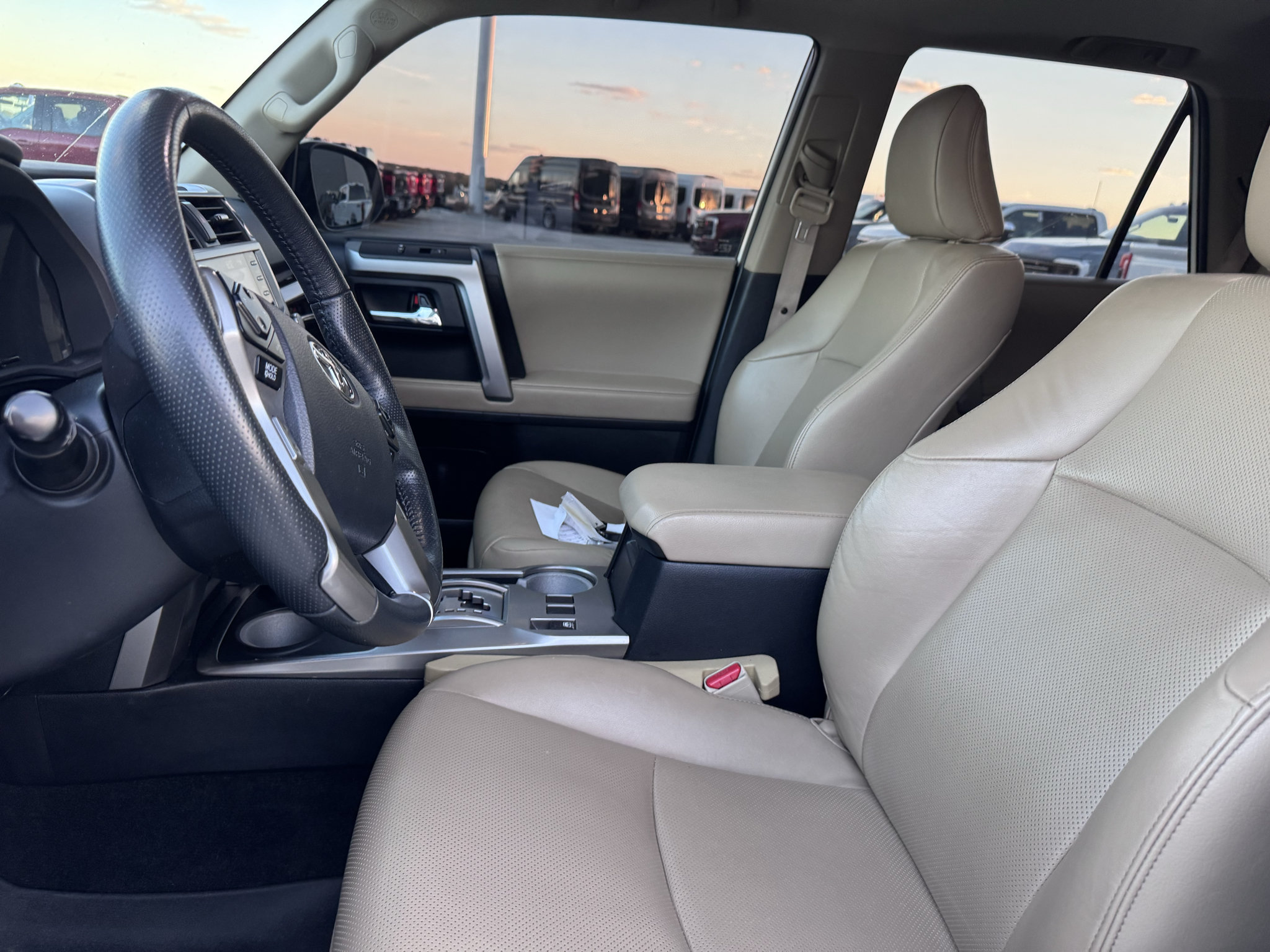 Used 2023 Toyota 4Runner Limited AWD/4WD image 12