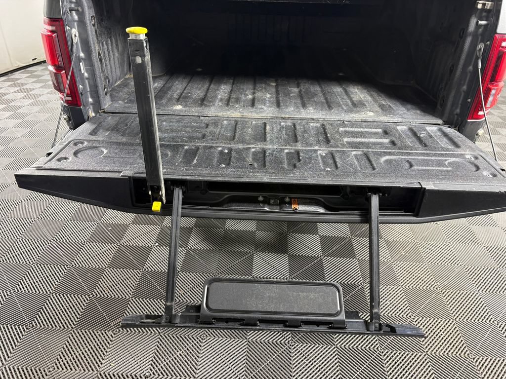 Certified 2019 Ford F150 Raptor w/ Equipment Group 802A Luxury AWD/4WD image 33
