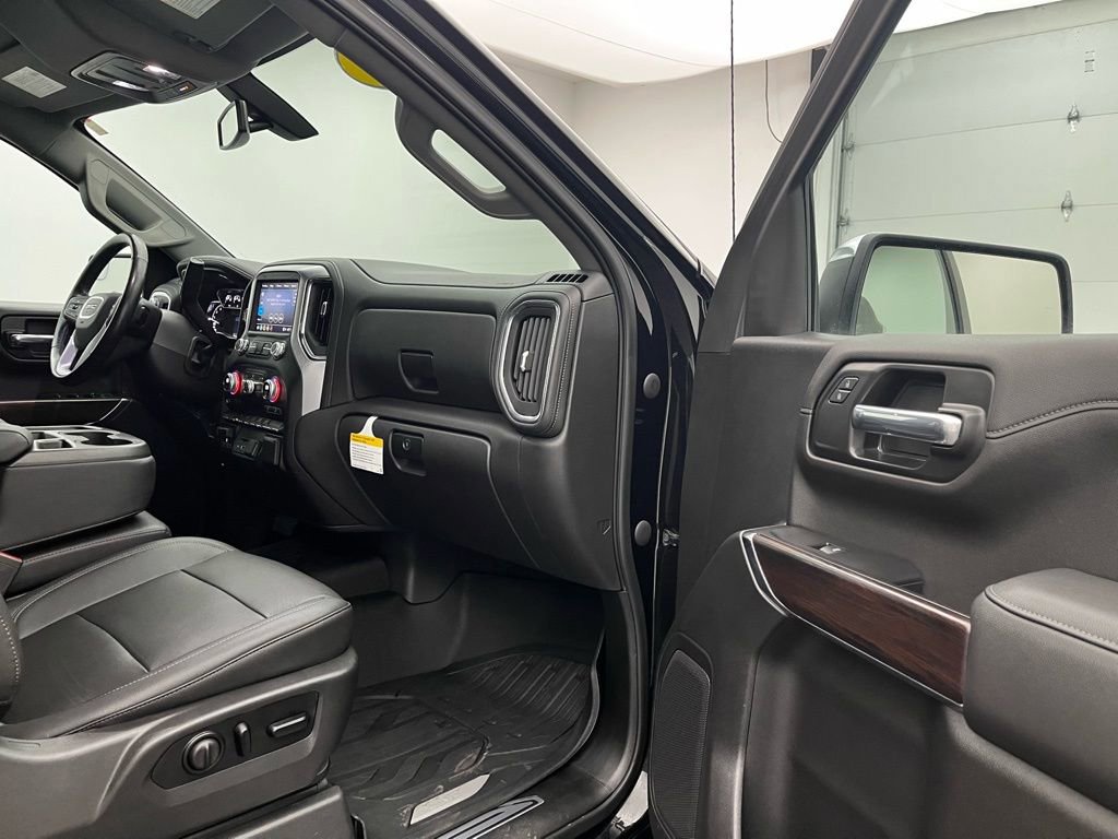 Used 2021 GMC Sierra 1500 SLT image 25