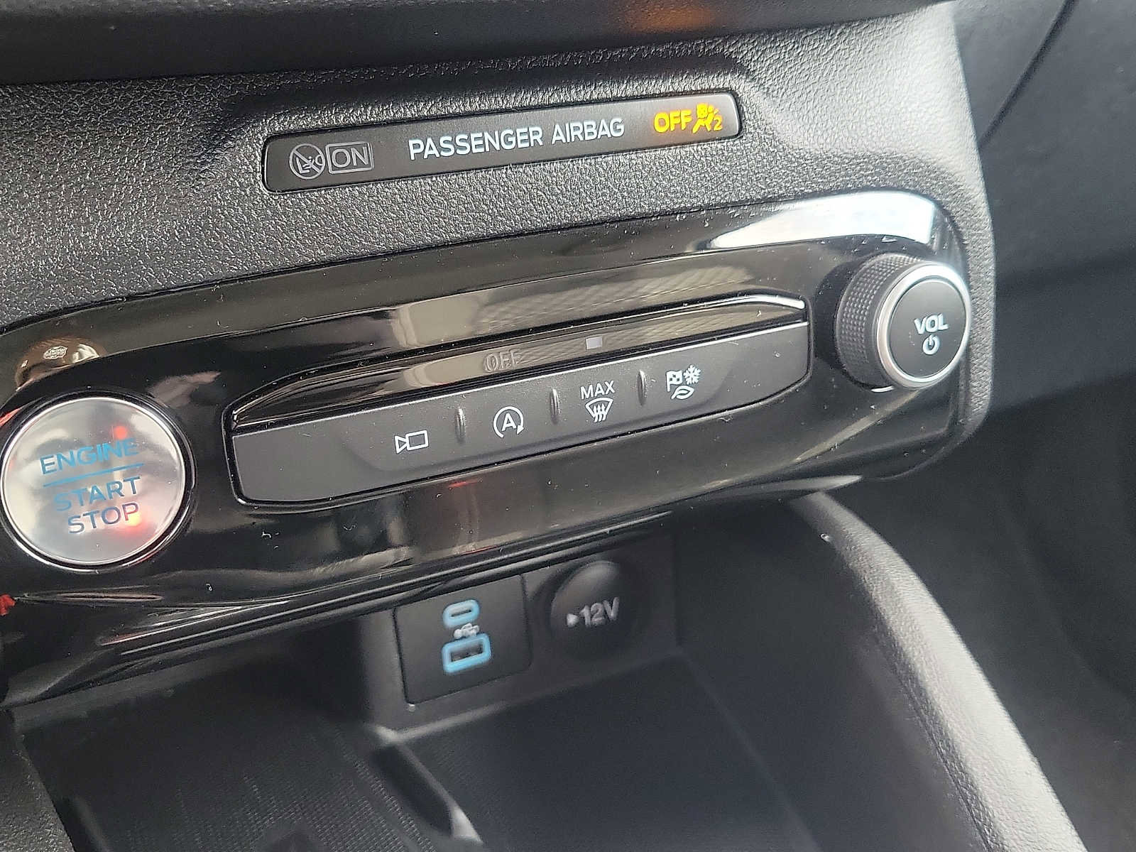 Certified 2023 Ford Escape Active w/ Tech Pack #2 image 25