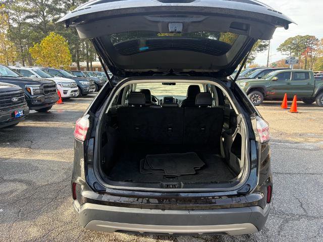 Certified 2024 Ford Edge SEL image 9