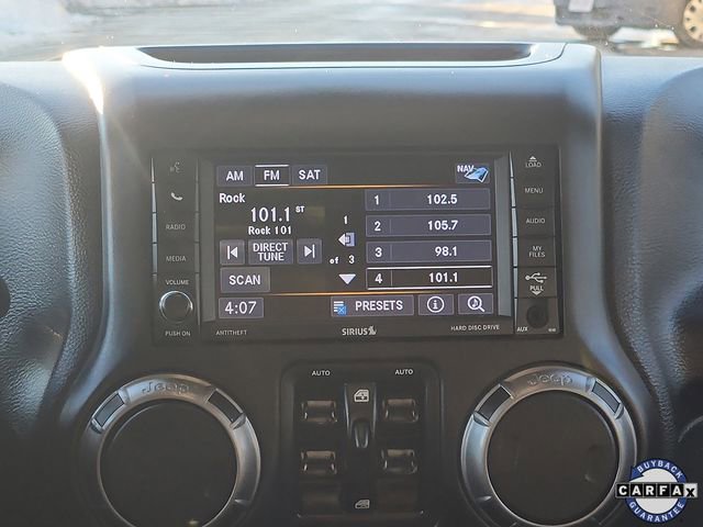 Used 2018 Jeep Wrangler Unlimited Sahara AWD/4WD image 15