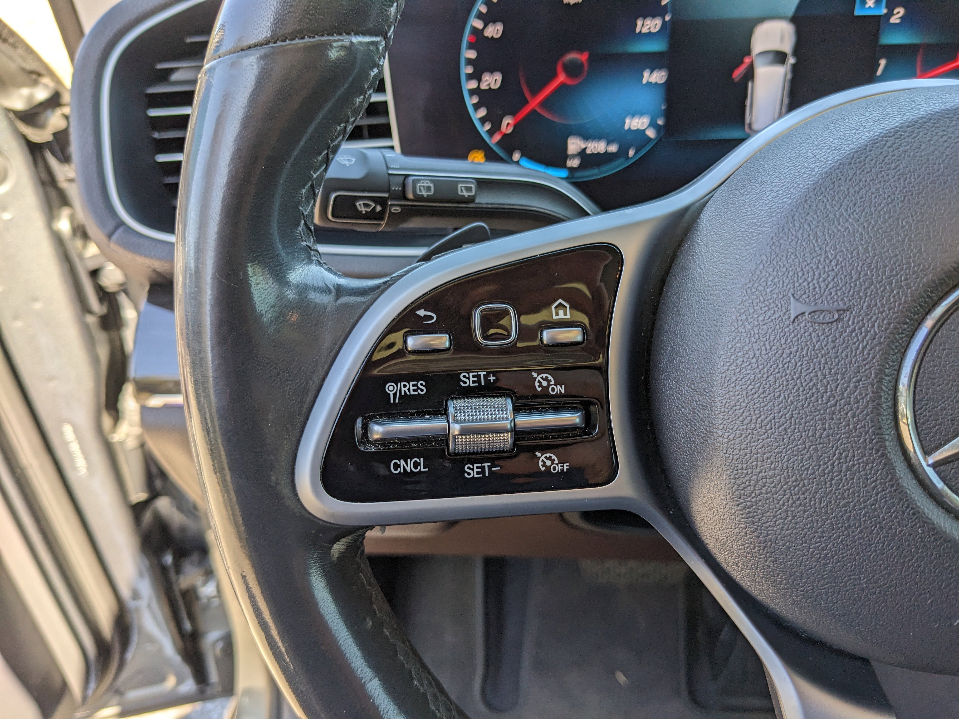 Used 2020 Mercedes-Benz GLS 450 GLS 450 image 31