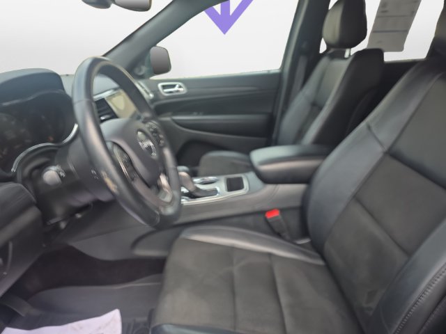 Used 2019 Jeep Grand Cherokee Altitude AWD/4WD image 9