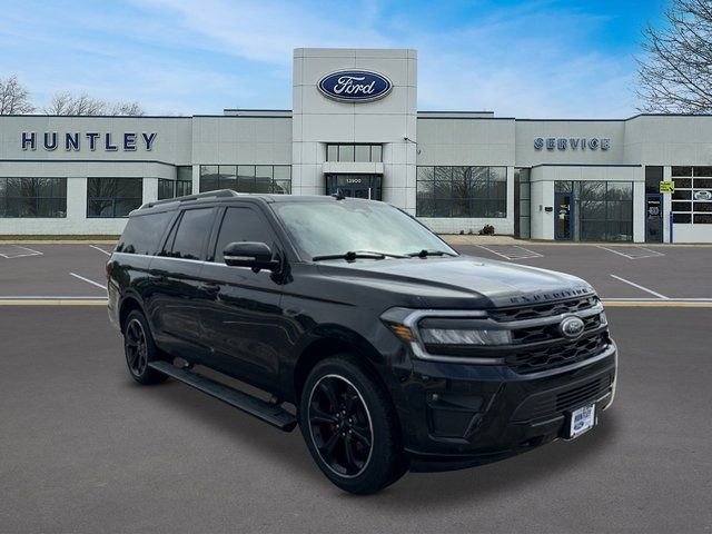 Certified 2024 Ford Expedition Max Limited AWD/4WD image 3