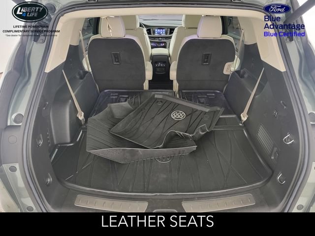 Used 2023 Buick Enclave Avenir w/ Avenir Technology Package AWD/4WD image 16