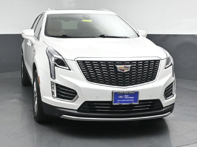 Used 2021 Cadillac XT5 Premium Luxury AWD/4WD image 2