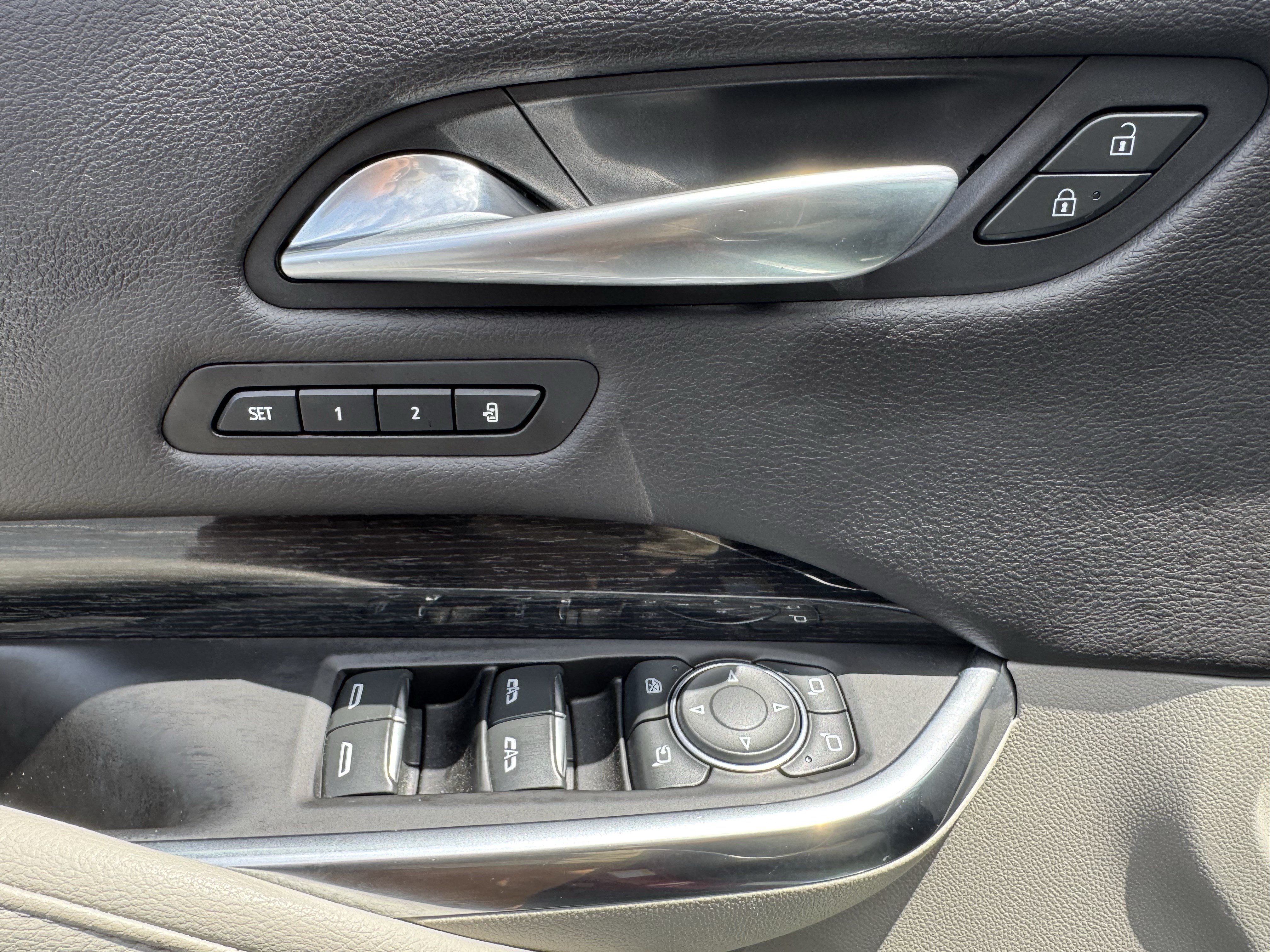Used 2019 Cadillac XT4 Premium Luxury FWD image 13