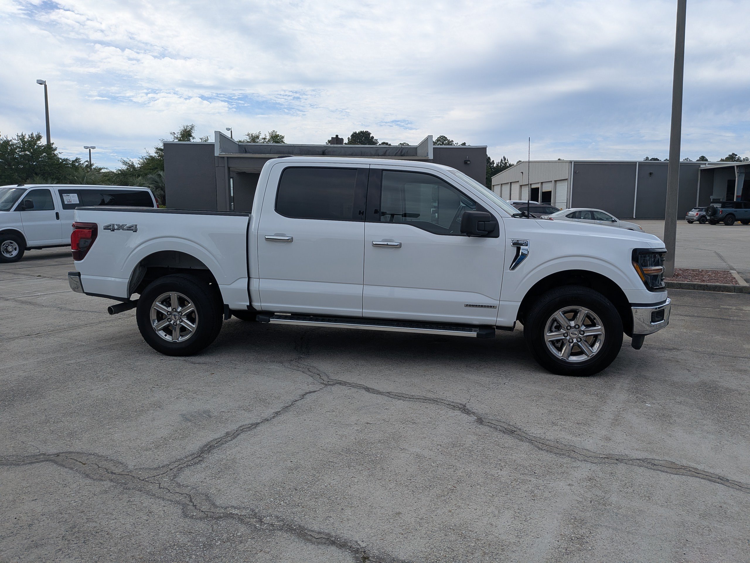Certified 2024 Ford F150 XLT w/ Mobile Office Package AWD/4WD image 3