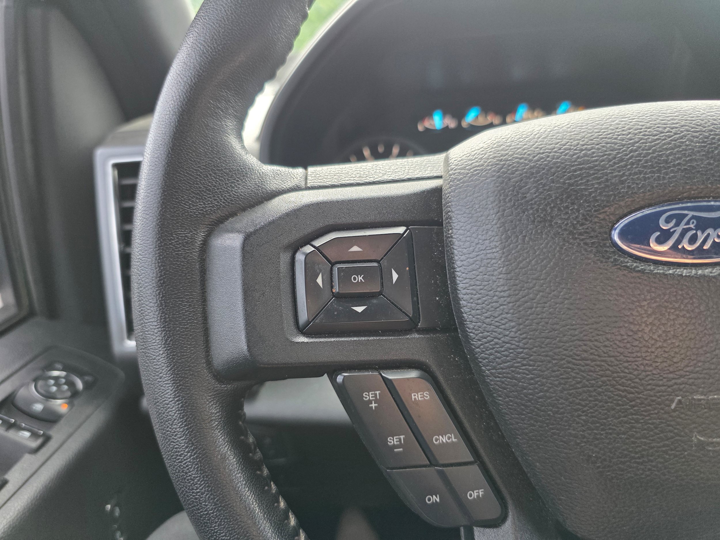 Certified 2020 Ford F150 XLT w/ Equipment Group 302A Luxury AWD/4WD image 12