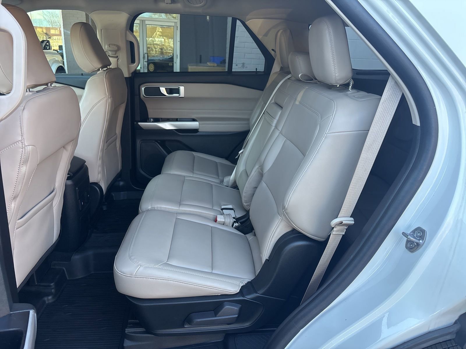 Certified 2023 Ford Explorer XLT w/ Equipment Group 202A image 39