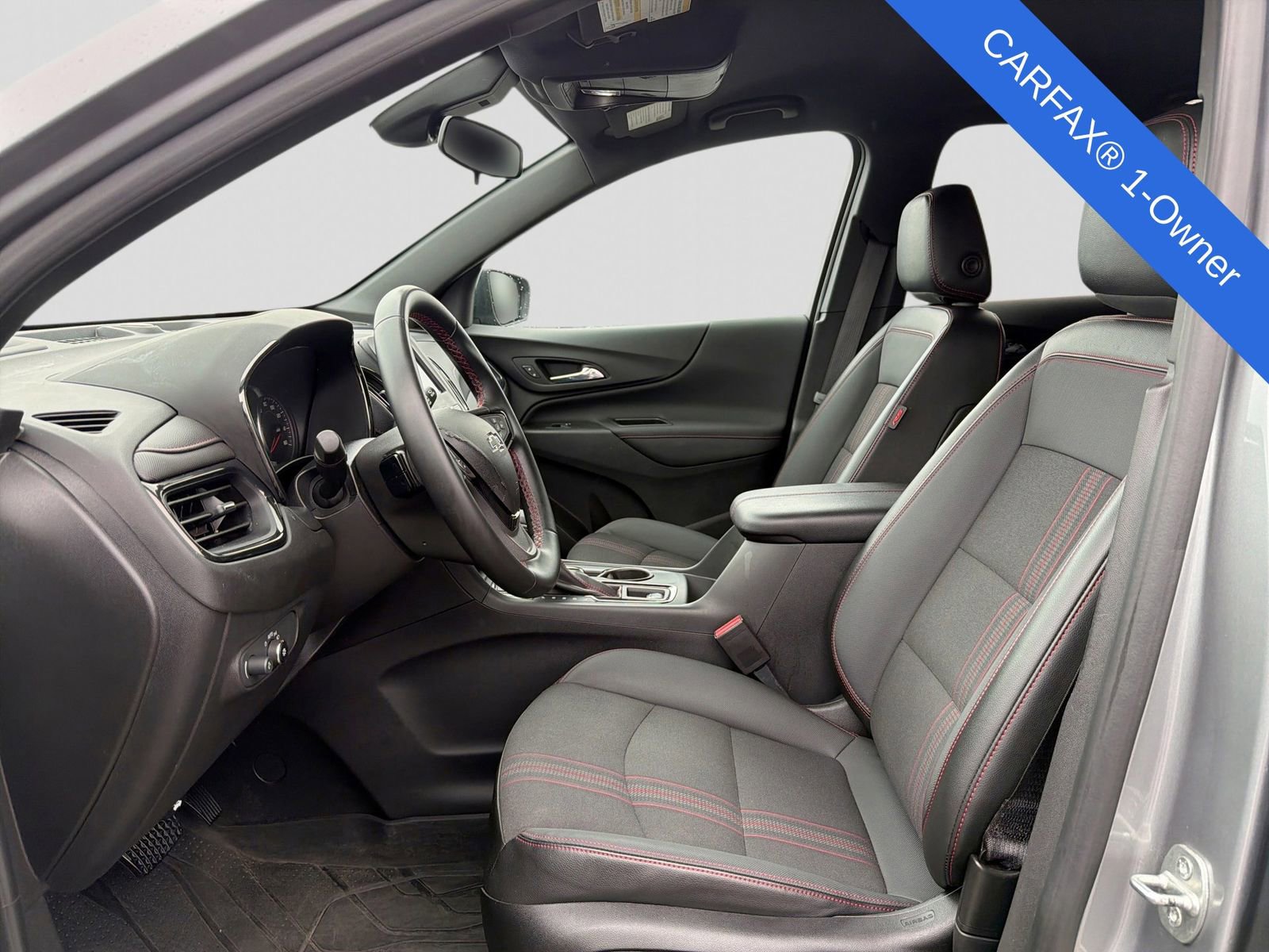 Used 2023 Chevrolet Equinox RS w/ LPO, Floor Liner Package AWD/4WD image 2