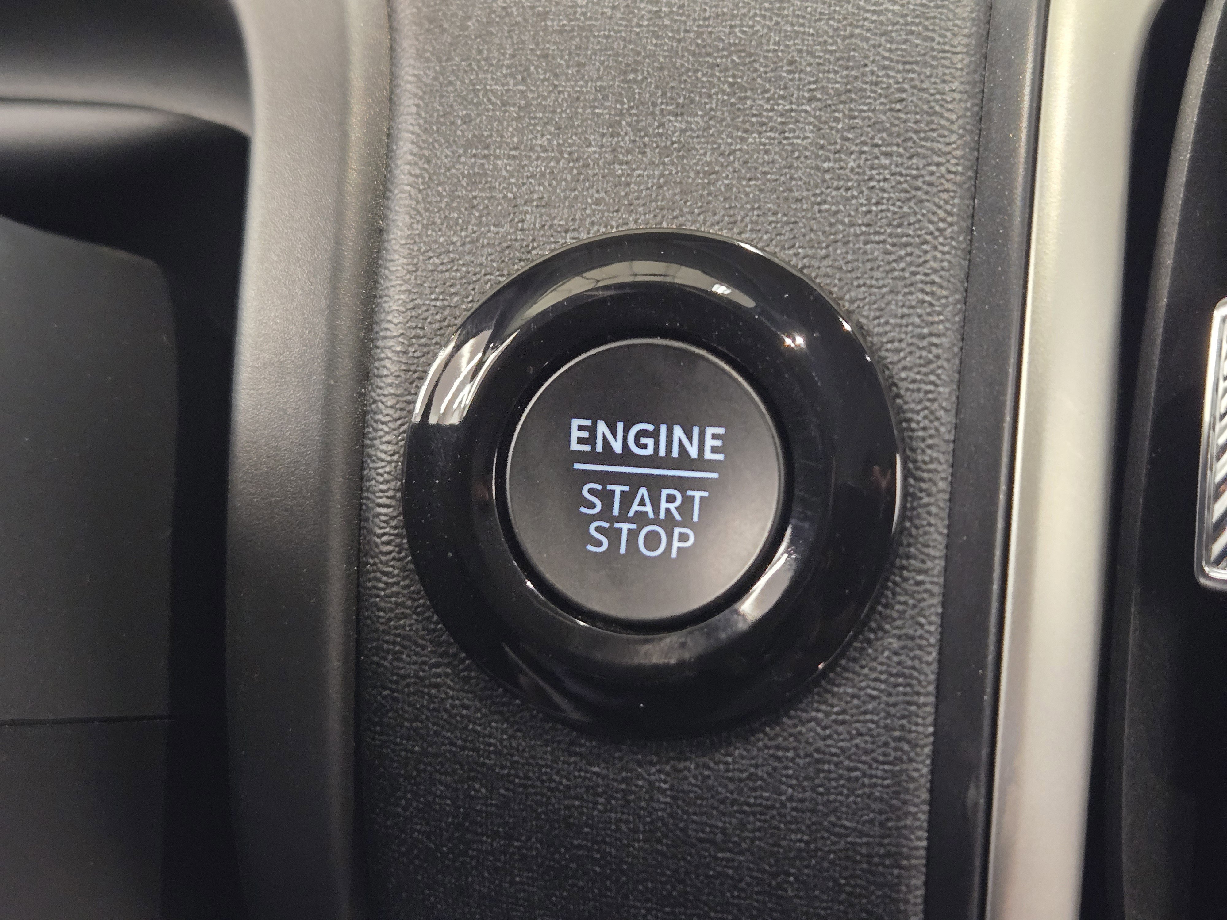 Certified 2025 Ford Expedition Active image 20