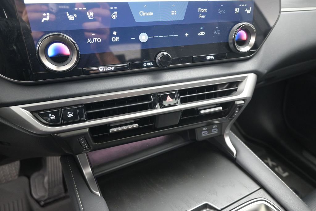 Used 2025 Lexus RX 450h AWD w/ Convenience Package image 22