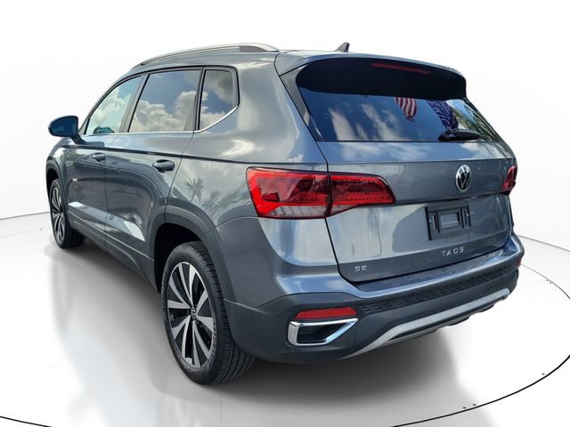 Used 2022 Volkswagen Taos SE FWD image 4