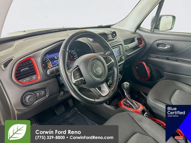 Used 2017 Jeep Renegade Trailhawk image 11