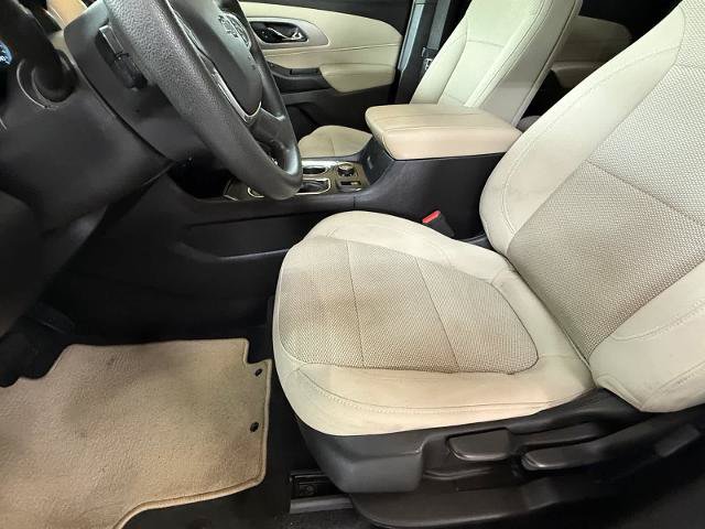 Used 2022 Chevrolet Traverse LS w/ Midnight/Sport Edition FWD image 14
