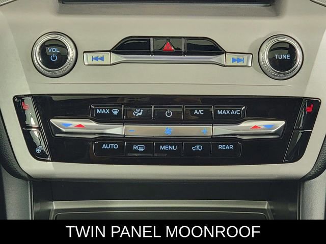 Certified 2023 Ford Explorer XLT w/ Equipment Group 202A image 23