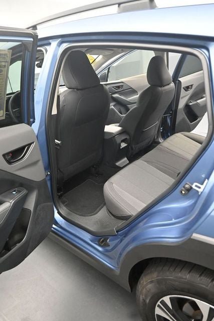 Used 2024 Subaru Crosstrek 2.0i Premium AWD/4WD image 16