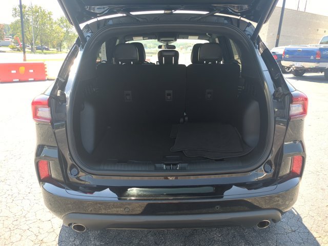 Certified 2024 Ford Escape ST-Line w/ Tech Pack #1 AWD/4WD image 32