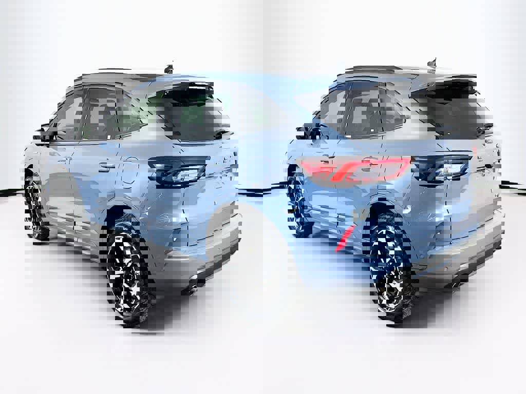 Certified 2024 Ford Escape ST-Line Elite w/ Premium Technology Package image 3