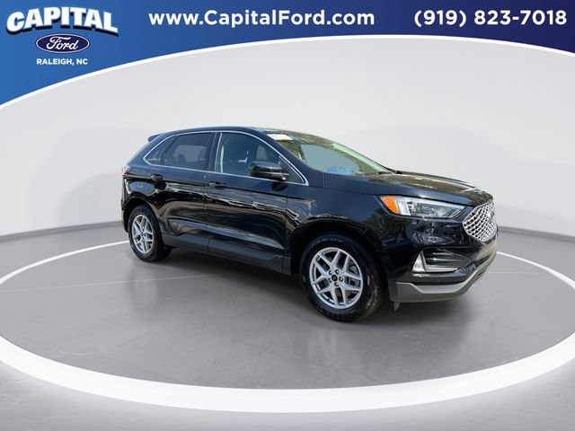 Certified 2023 Ford Edge SEL w/ Convenience Package AWD/4WD image 2