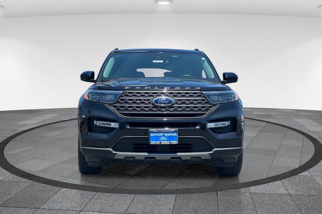 Certified 2023 Ford Explorer XLT w/ Equipment Group 202A RWD image 11