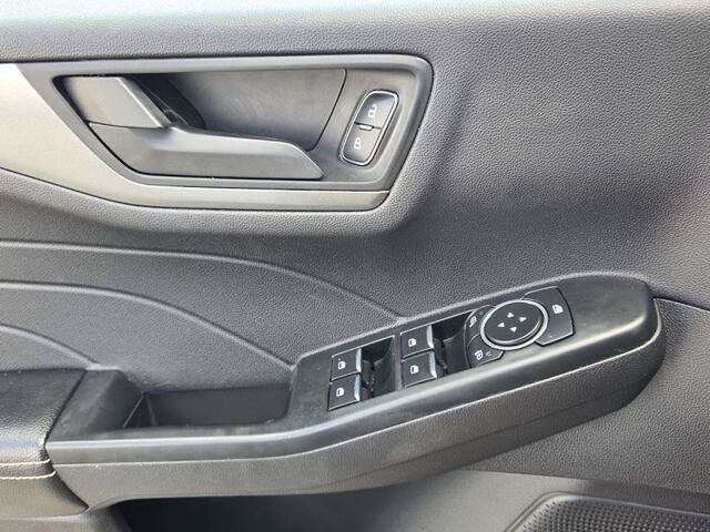 Certified 2025 Ford Escape Active AWD/4WD image 30