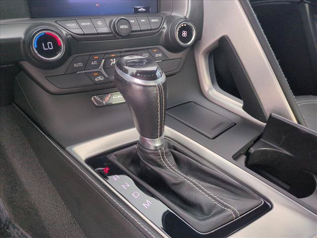 Used 2019 Chevrolet Corvette Stingray Coupe w/ Z51 1LT RWD image 12