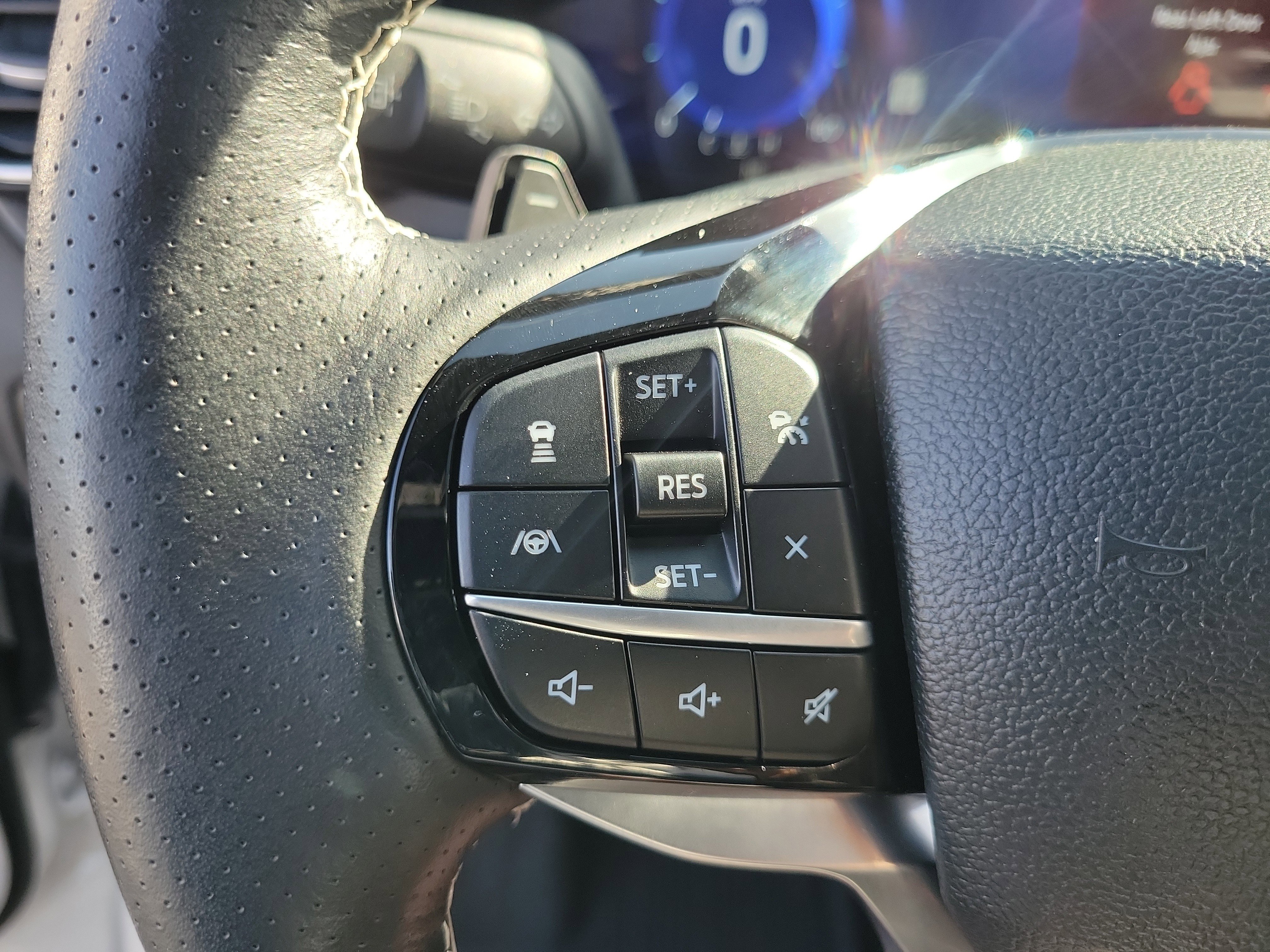 Certified 2023 Ford Explorer ST w/ Equipment Group 401A AWD/4WD image 5