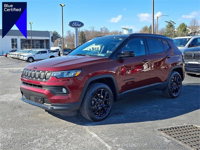 Used 2022 Jeep Compass Altitude