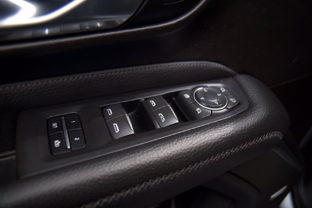 Used 2021 GMC Yukon Denali AWD/4WD image 16