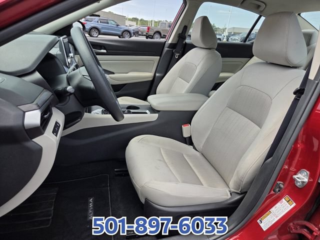 Used 2025 Nissan Altima 2.5 SV FWD image 9