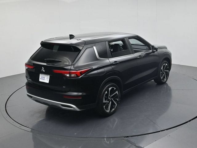 Used 2024 Mitsubishi Outlander SE AWD/4WD image 45