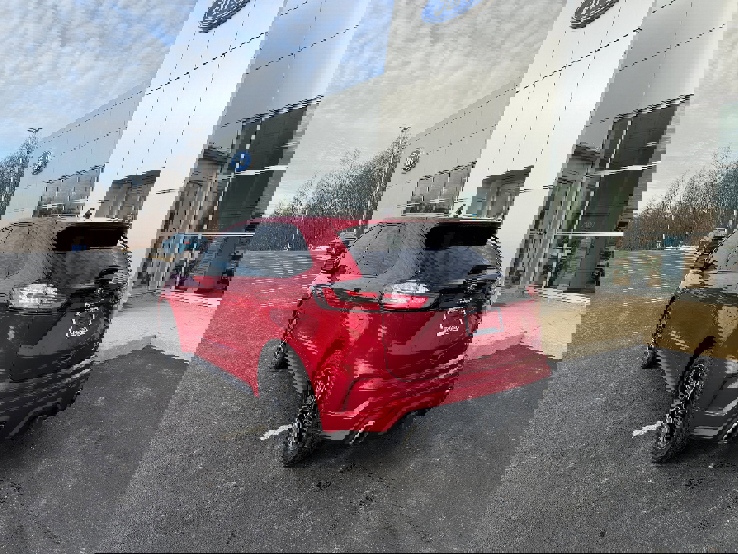 Certified 2022 Ford Edge ST image 5