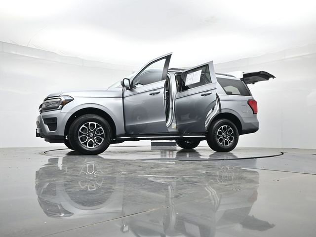 Certified 2023 Ford Expedition XLT image 54