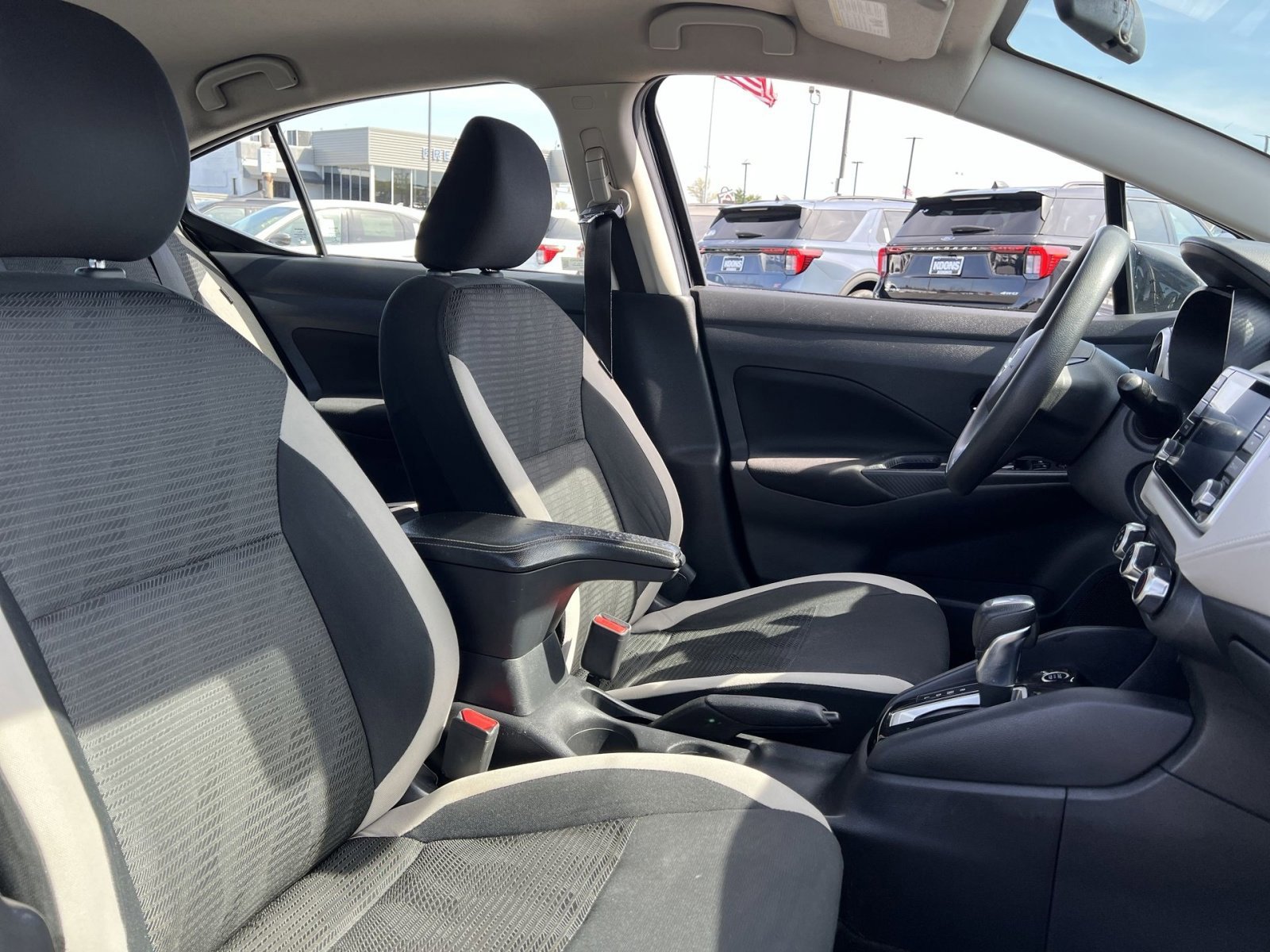 Used 2021 Nissan Versa SV FWD image 24