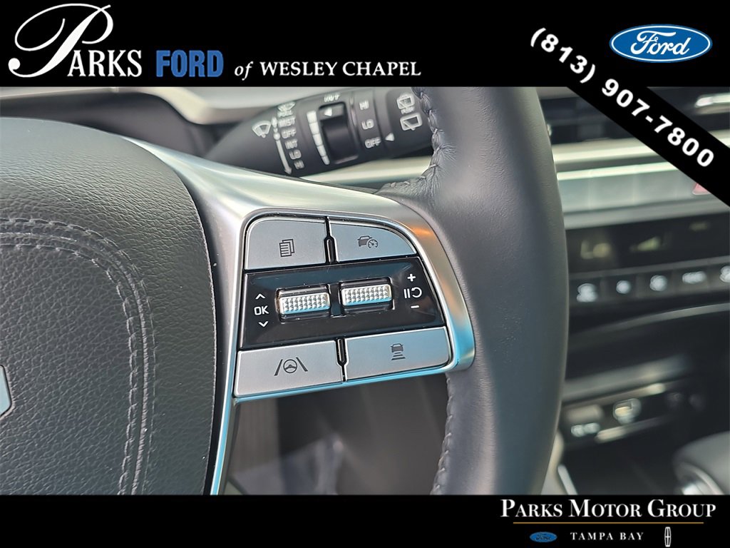 Used 2024 Kia Telluride S image 32