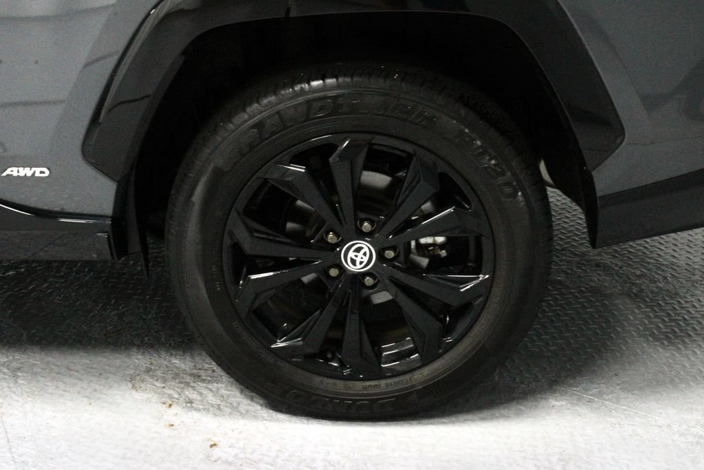 Used 2023 Toyota RAV4 XSE w/ XSE Grade Weather Package AWD/4WD image 18