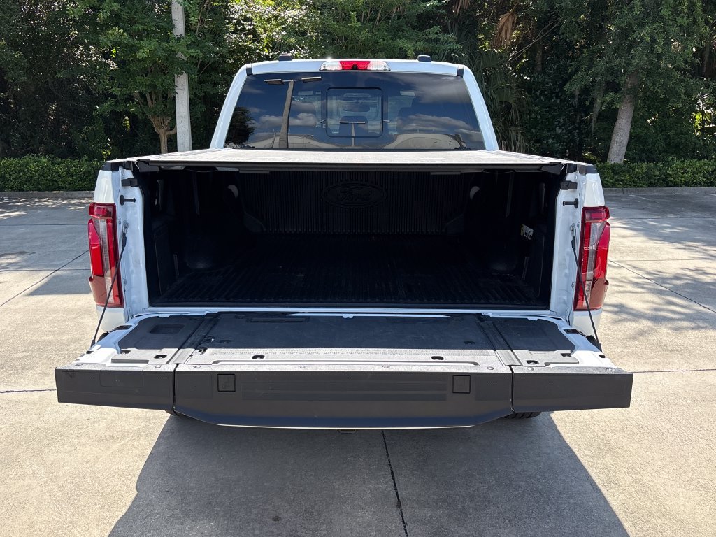 Certified 2025 Ford F150 Platinum w/ FX4 Off-Road Package AWD/4WD image 31
